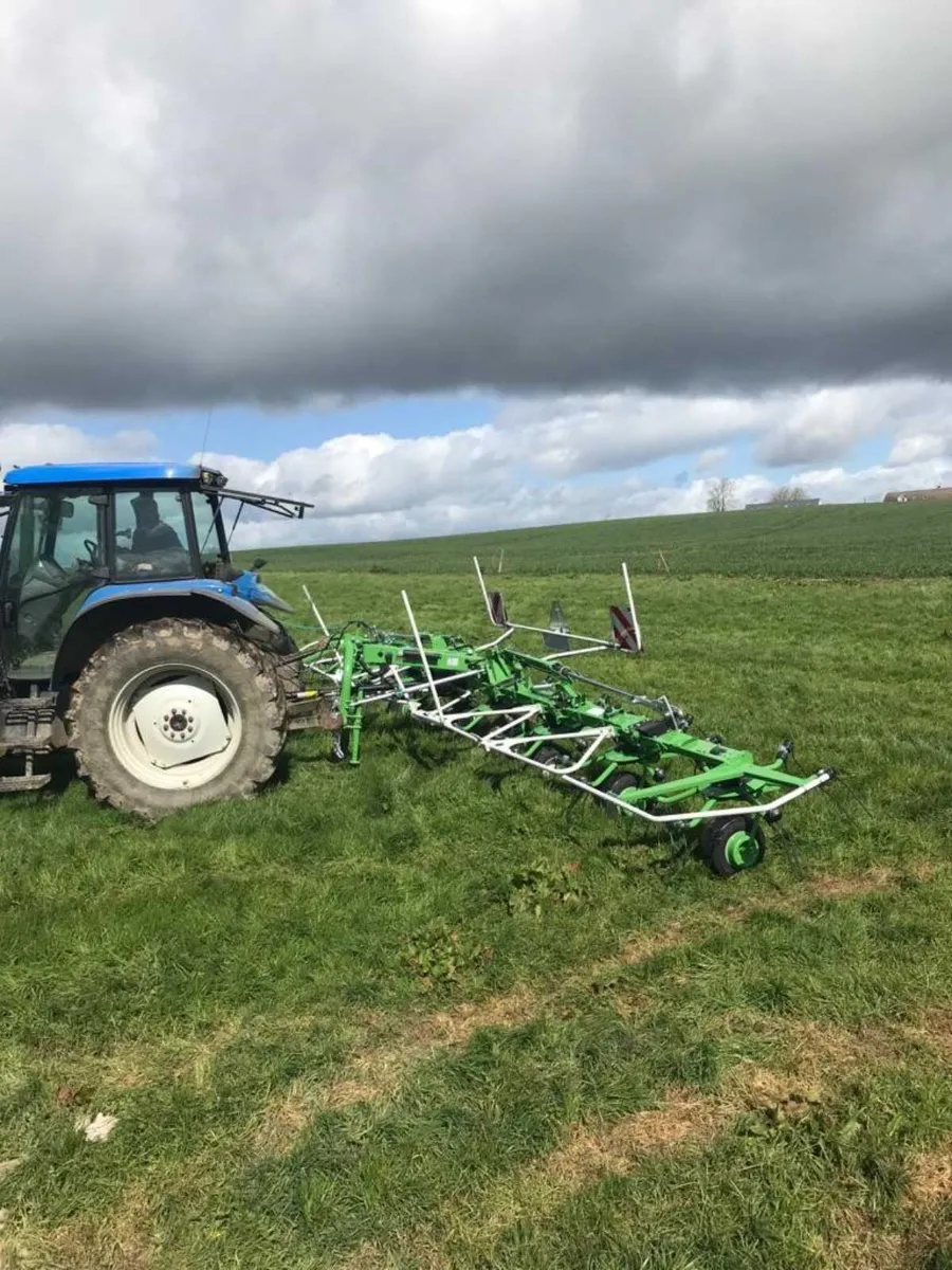 SaMASZ P8-890,  8 Rotor Tedder - Image 3