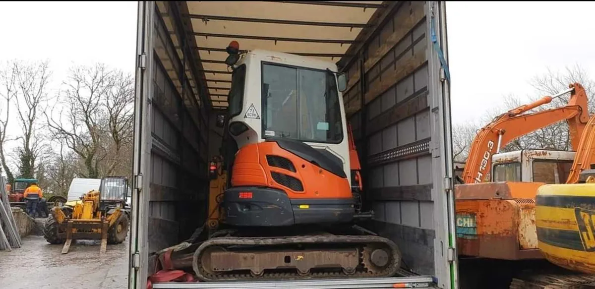 Mini diggers/Jeeps Export - Image 2