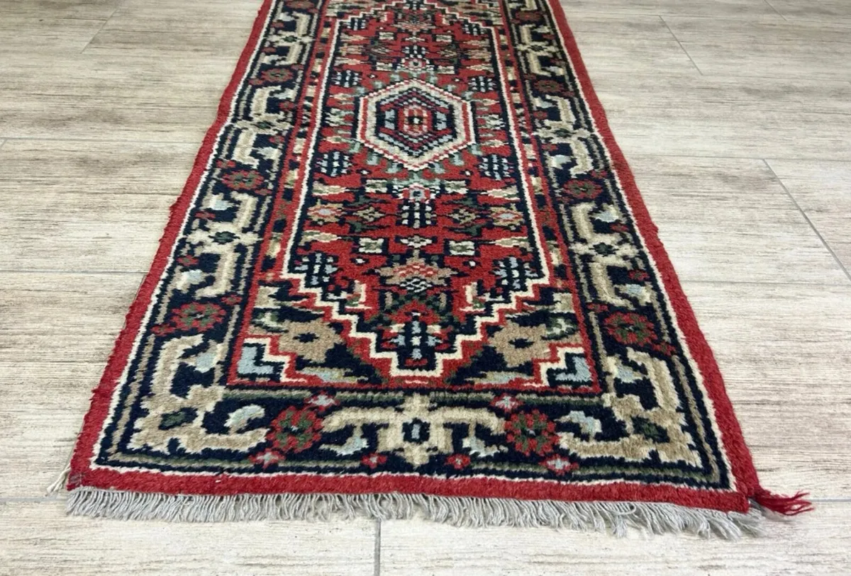 Genuine antique hand knotted P.ersian rug - Image 2