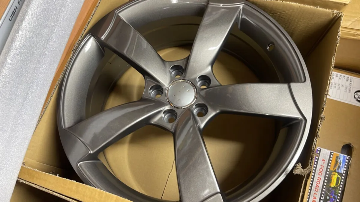 19” full grey ttrs 5x112