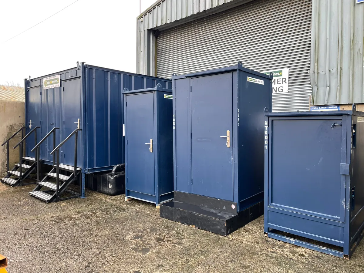 Toilet block Hire - Image 2
