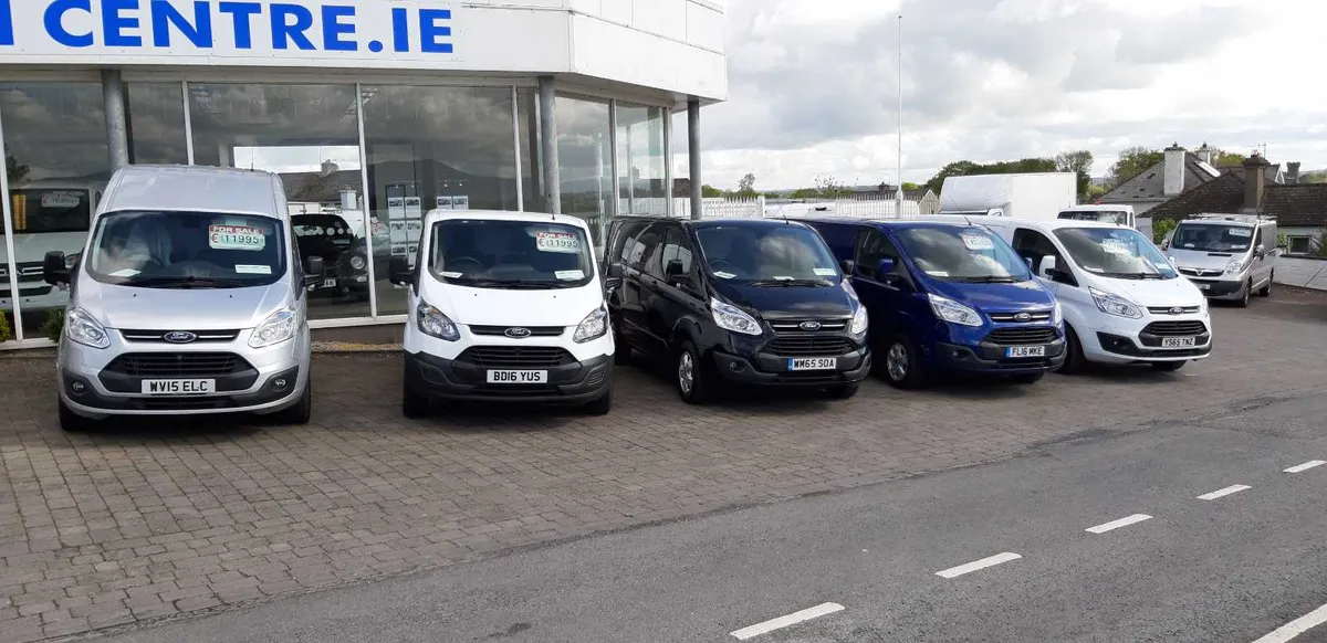 Wide range of Ford Transit Custom Vans - Image 2