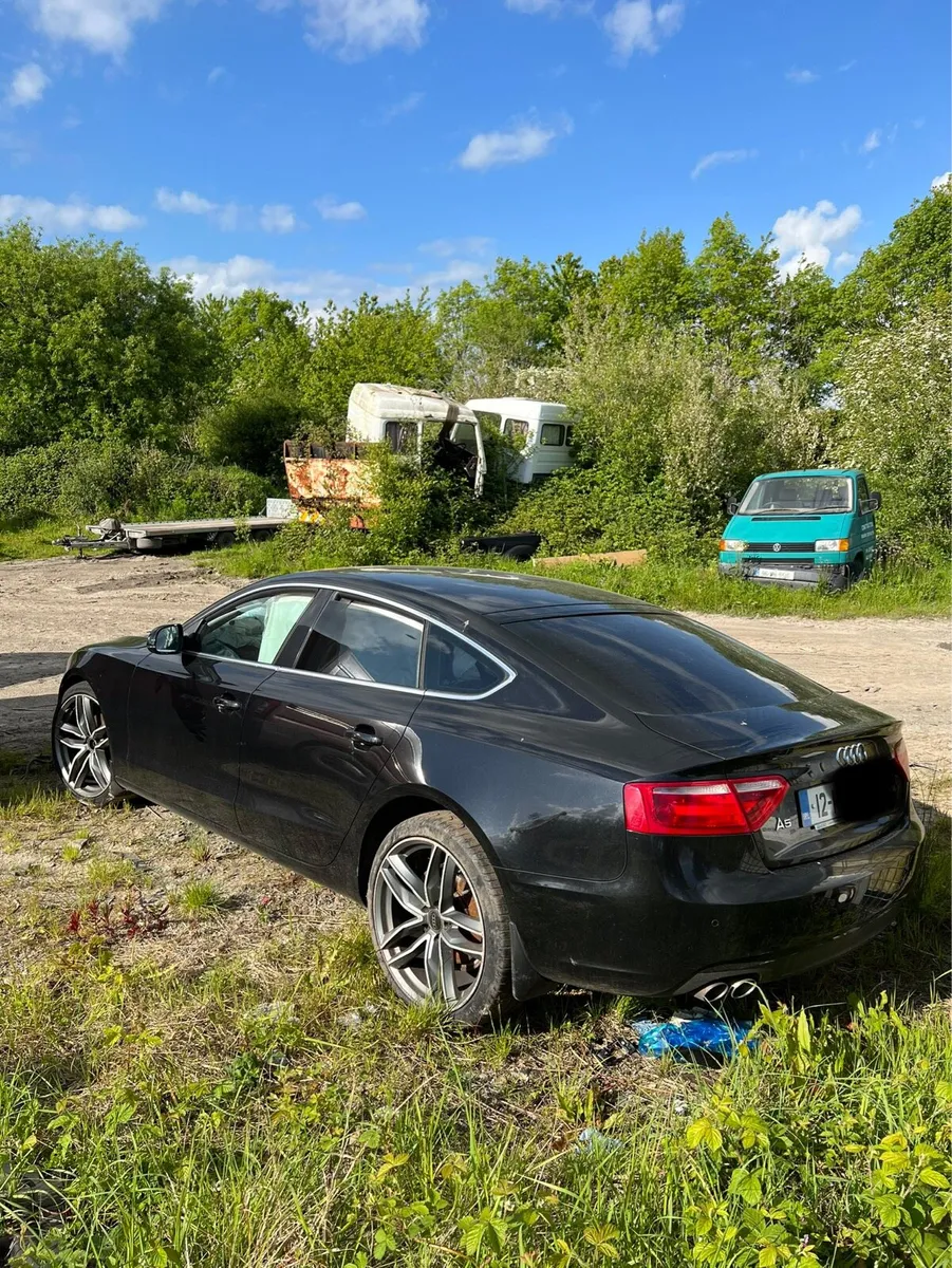 Breaking audi a5 2012 2.0tdi - Image 4