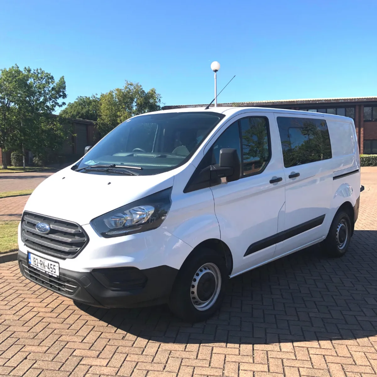 Ford Transit CrewCab, 2018 - Image 4