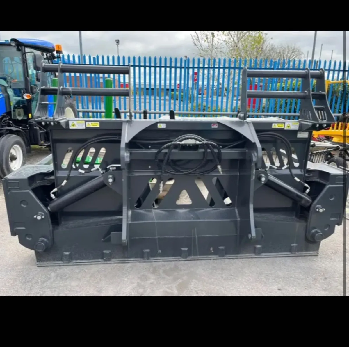 MDE silage fork triton and warrior - Image 2