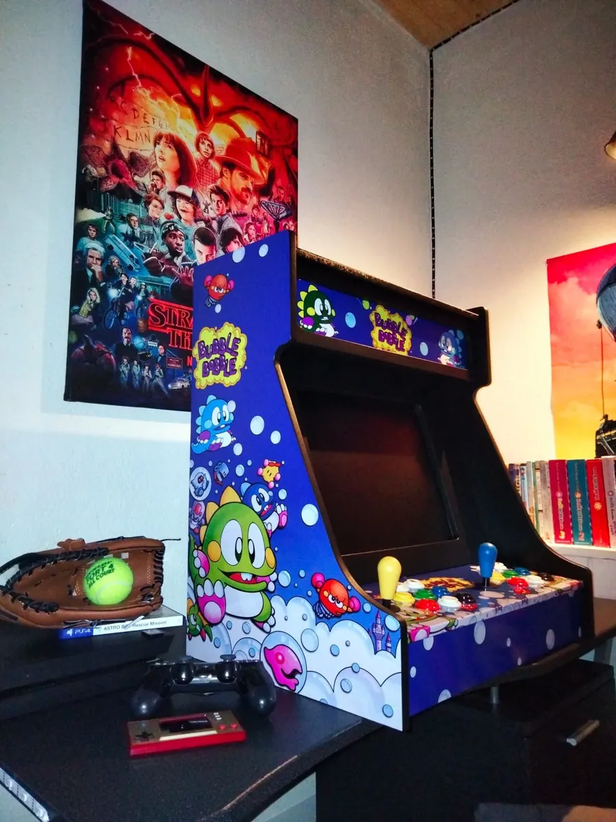 Arcade Machine/ Games Console - Image 1