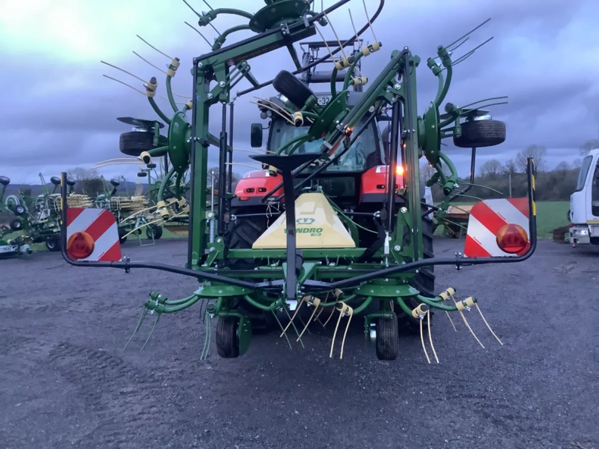 New Krone Vendro 790 Tedder - Image 1