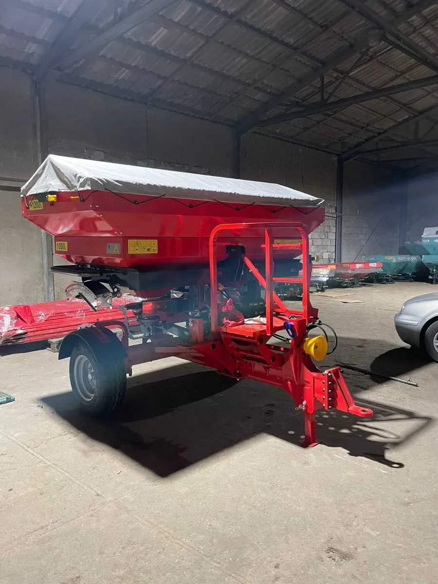 Fertiliser spreader - Image 4
