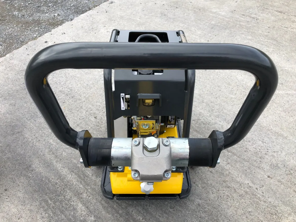 Baumax Diesel FWD/REV Wacker. - Image 4