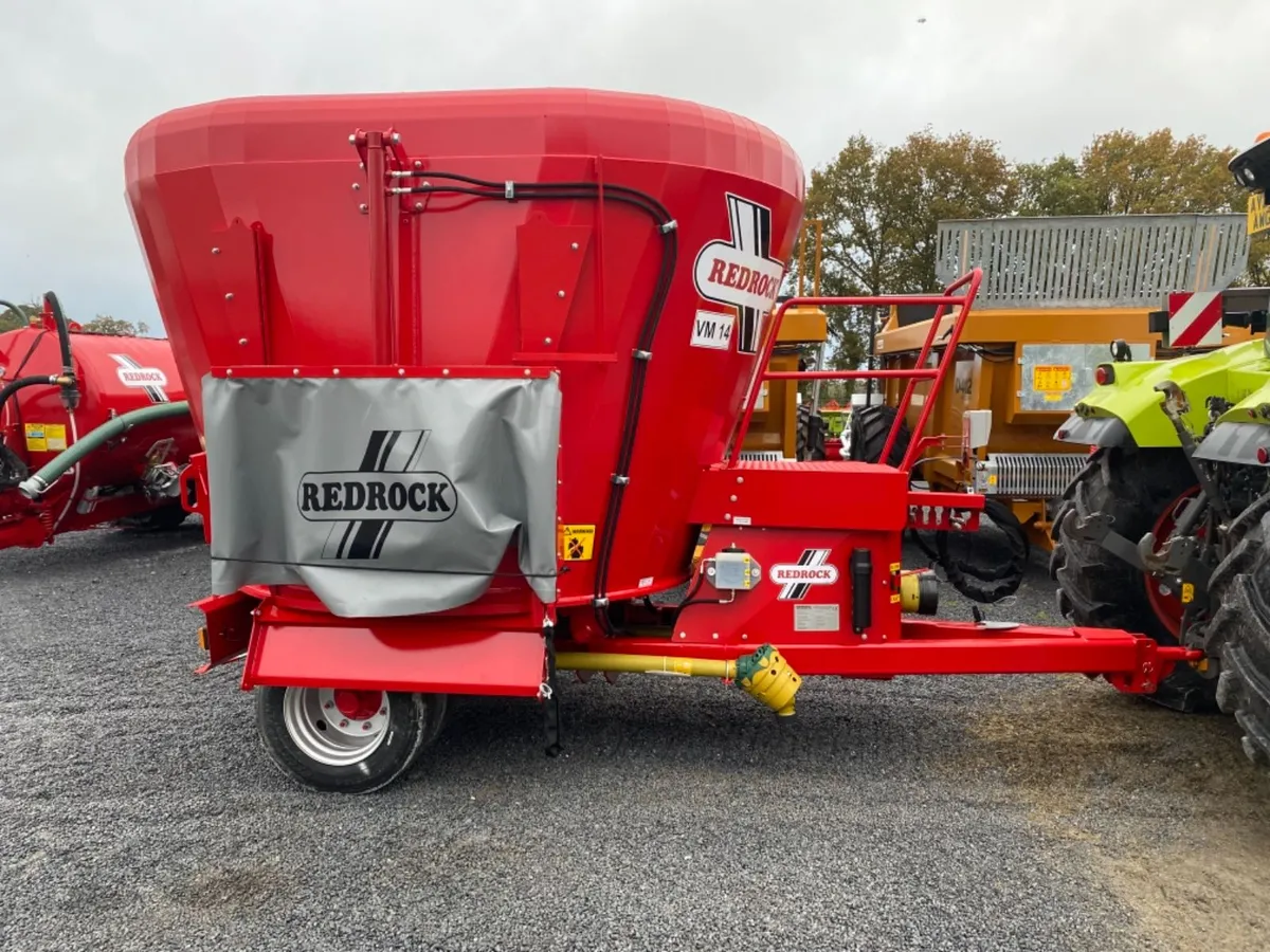 Redrock 14 cube tub feeder - Image 1