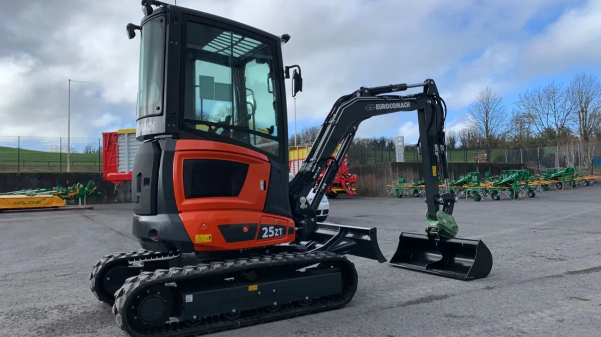 New Eurocomach 25ZT - Image 3