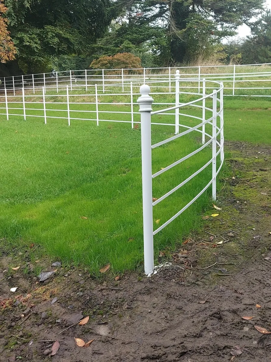 Estate Fencing & Gates - Image 3