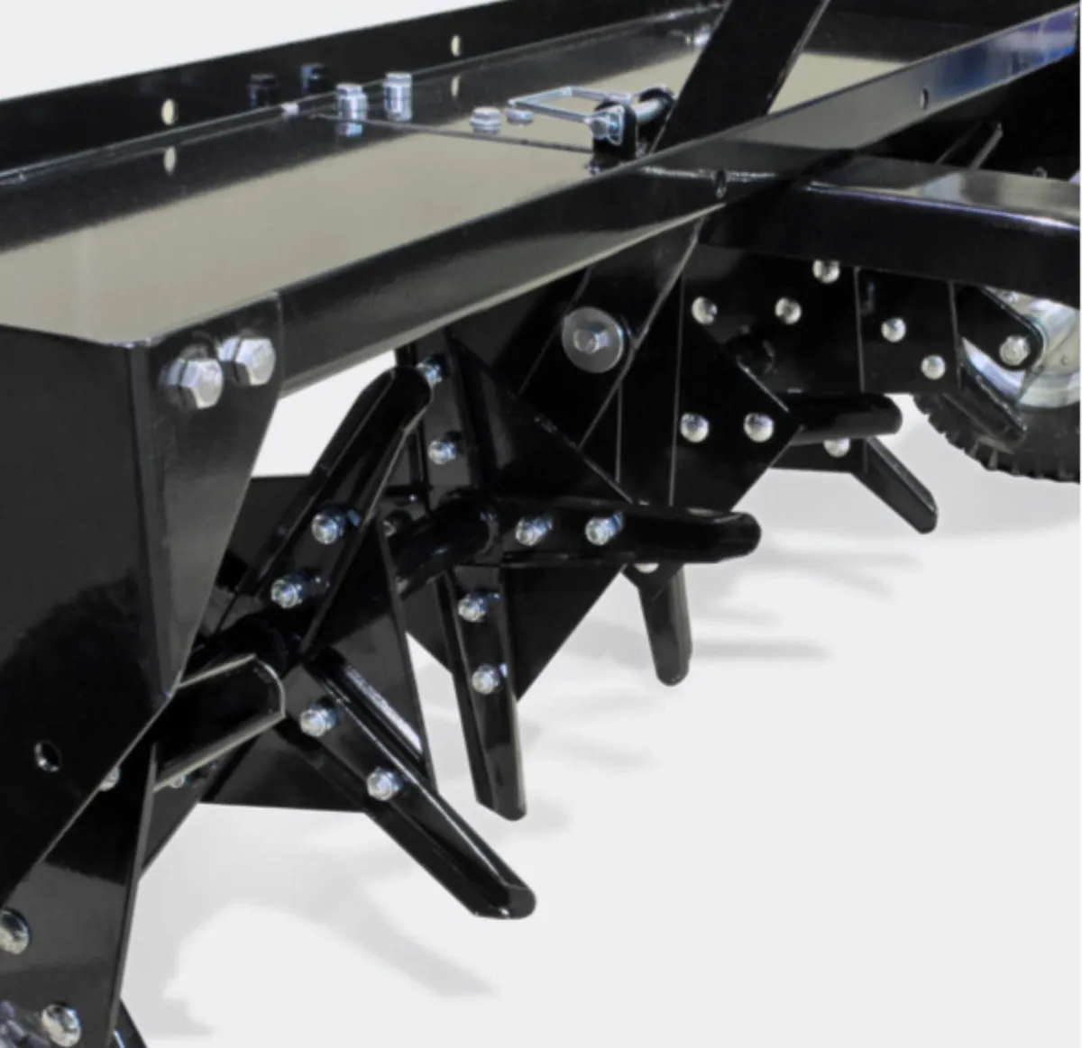 40inch Lawn Aerator. - Image 3