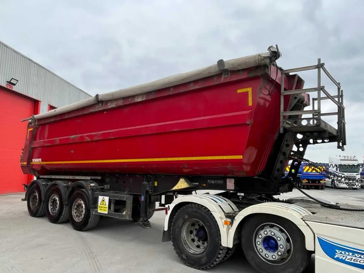 2014 Schmitz Hardox Steel Tipper - Image 1