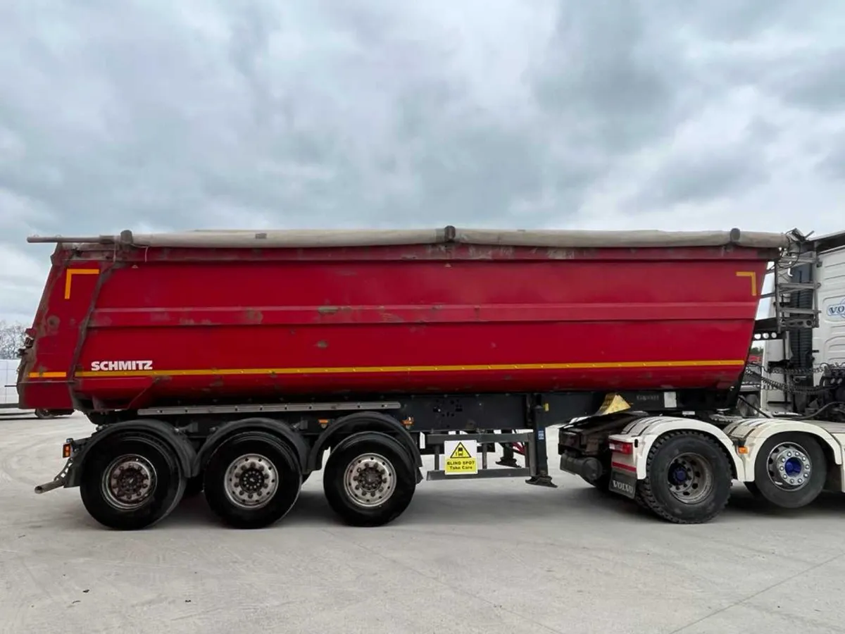 2014 Schmitz Hardox Steel Tipper - Image 3