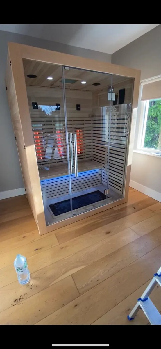 3 Person INFRARED Sauna | 3 pin plug | NEW BOX - Image 1