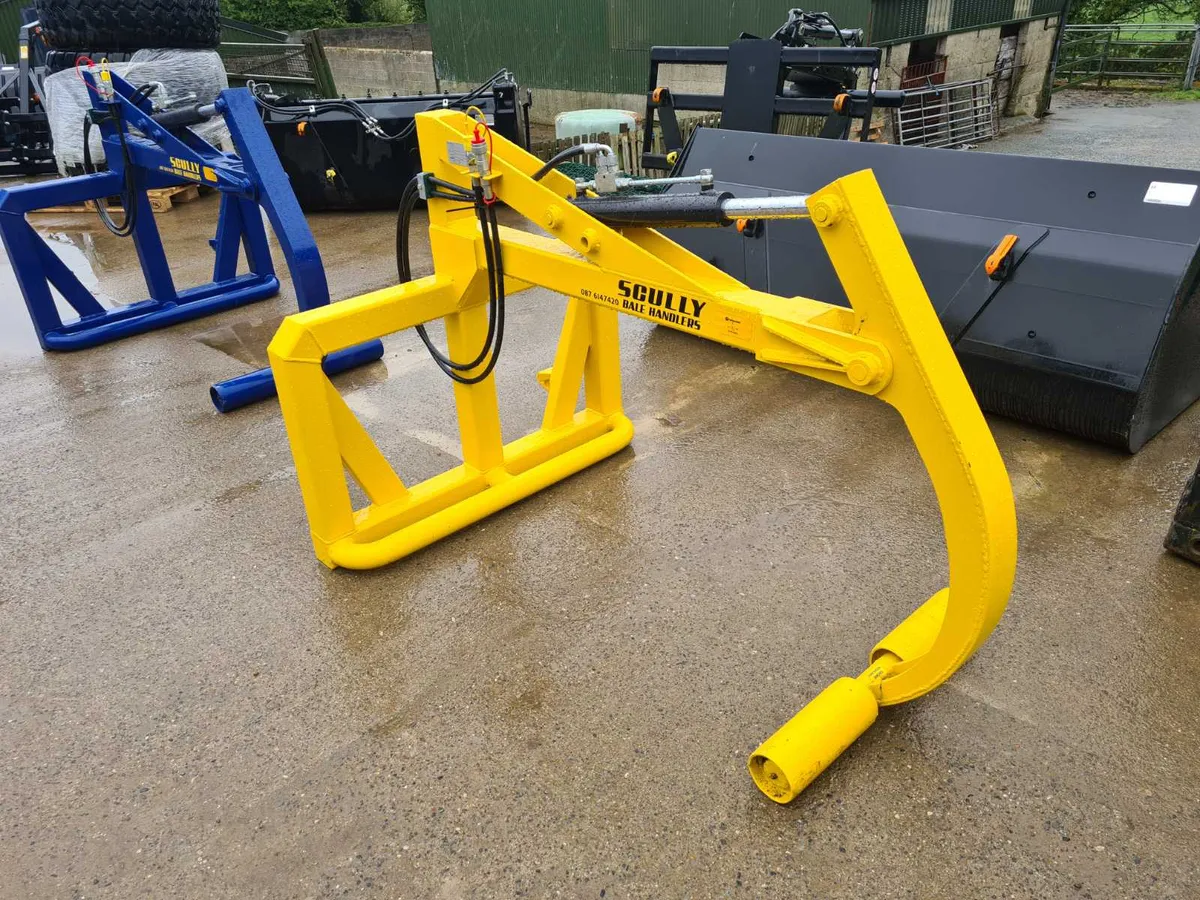 Bale handlers for sale.   Scully Rohan Quicke - Image 3