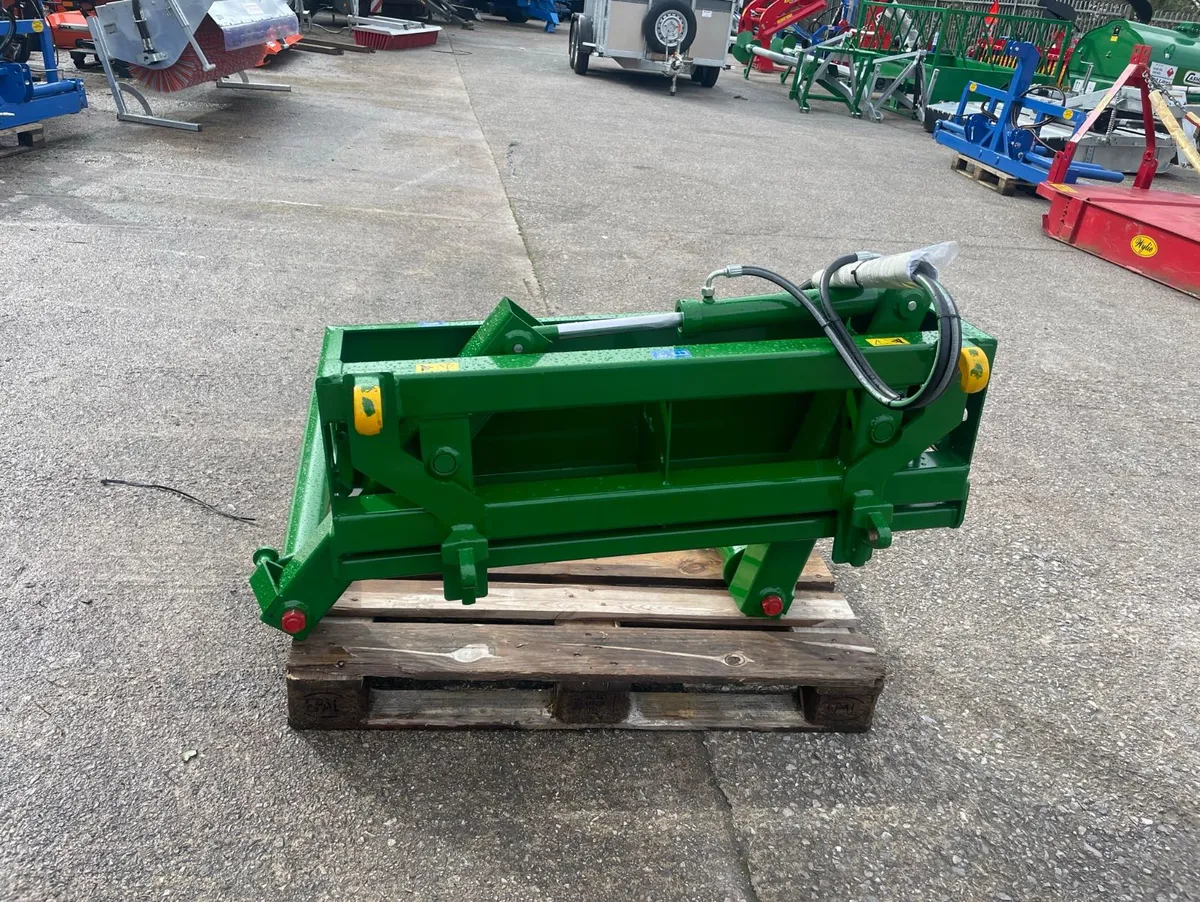 Mchale handler - Image 1