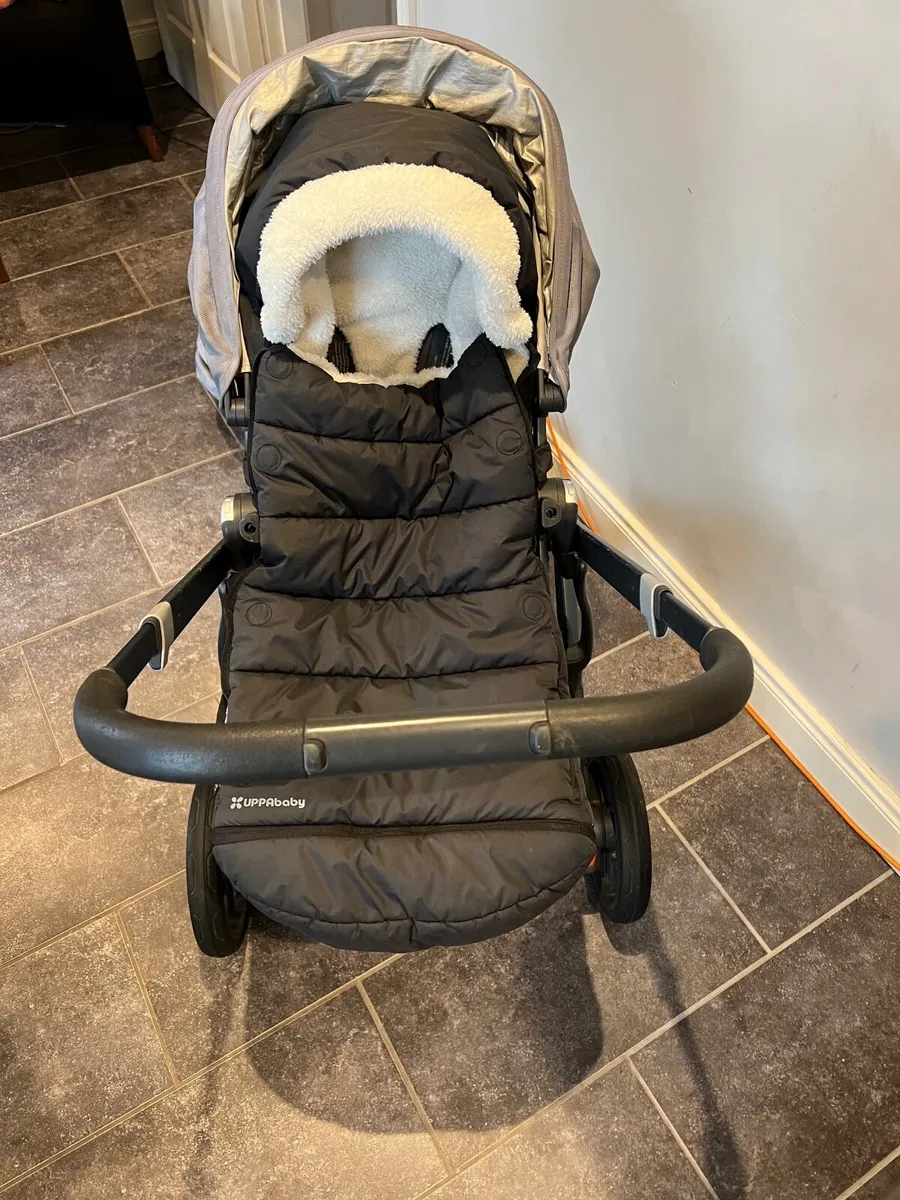Uppababy Vista set / buggy / pushchair - Image 2