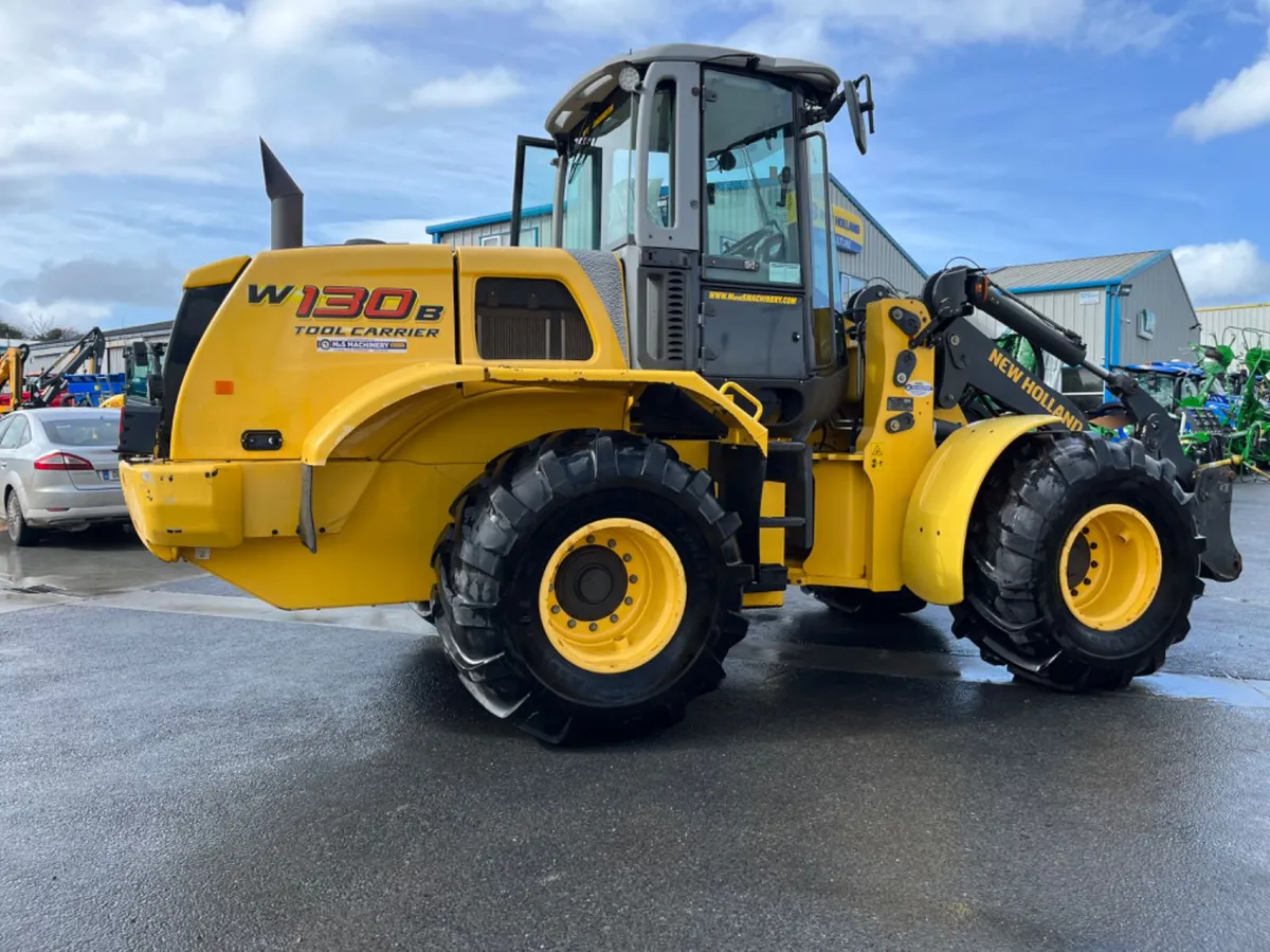 W130B shovel - Image 4