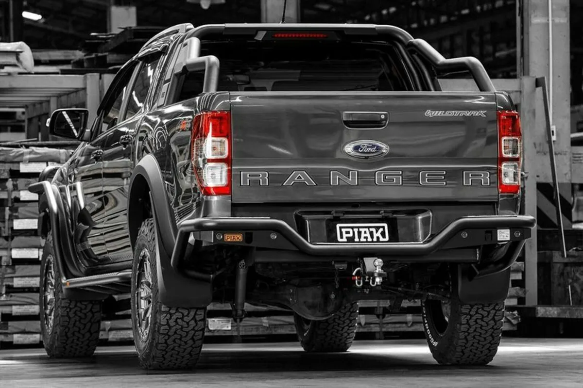 Rear bumper/ Rear tow bar for Ford Ranger - Image 4