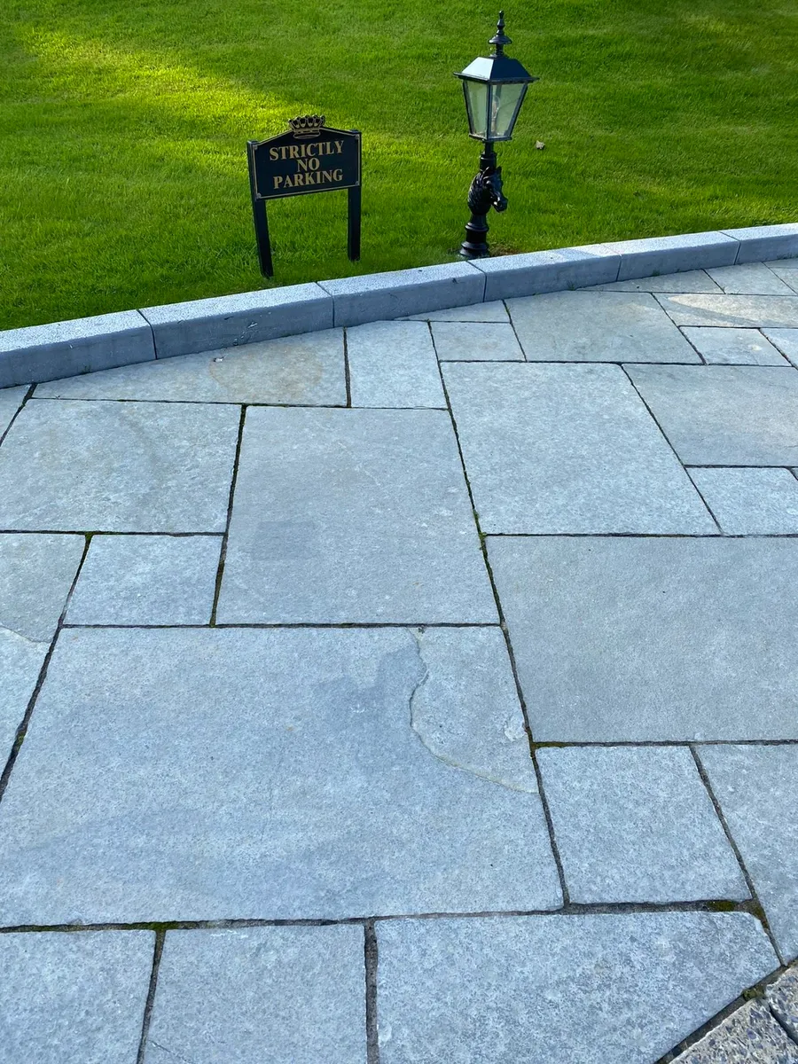 Dromoland Blue / Grey Limestone Paving Slabs - Image 2