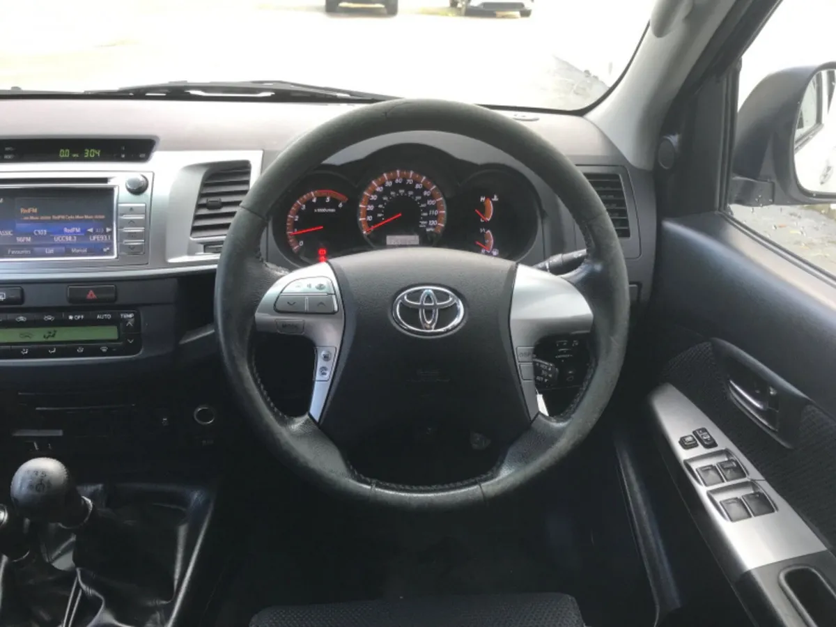 Toyota hilux diesel gauge repair - Image 1