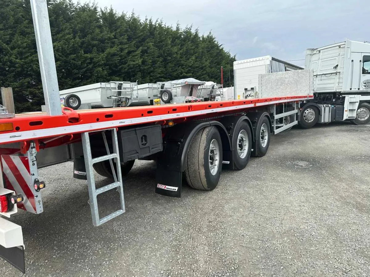 🍬MAX  FLAT TRAILER 3 AXLE 🍬 - Image 1