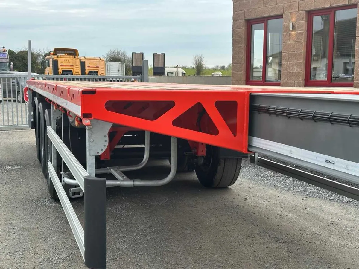 🍬MAX  FLAT TRAILER 3 AXLE 🍬 - Image 4