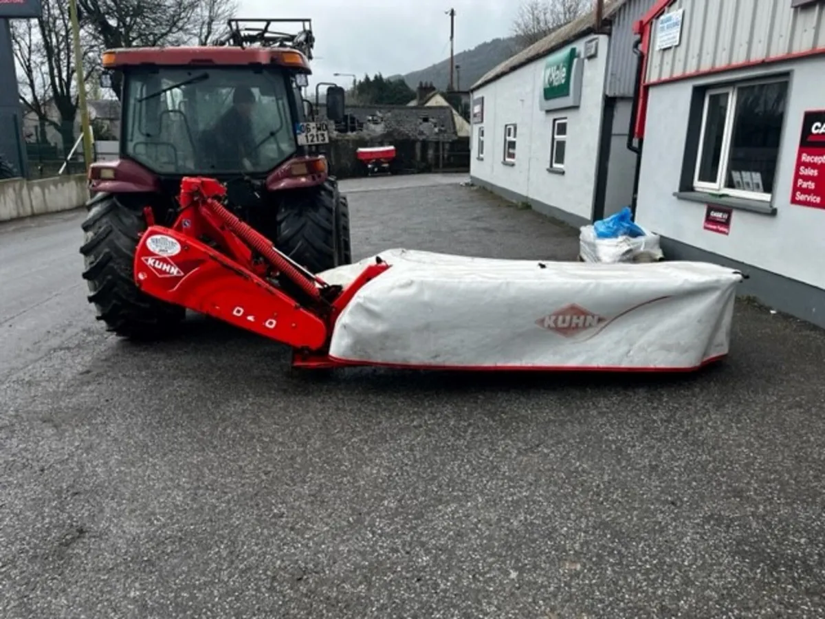 2017 Kuhn GMD 280 Disc Mower 9'2" 22494 P103 - Image 1