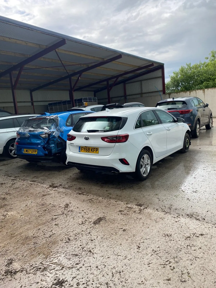 Kia ceed for breaking - Image 2