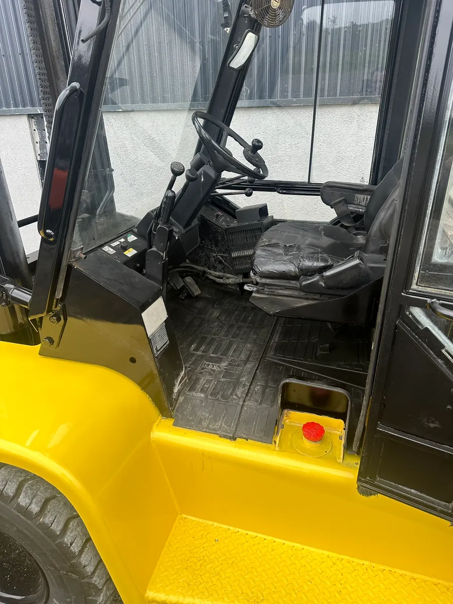 Hyster H7.00XL Forklift - Image 4