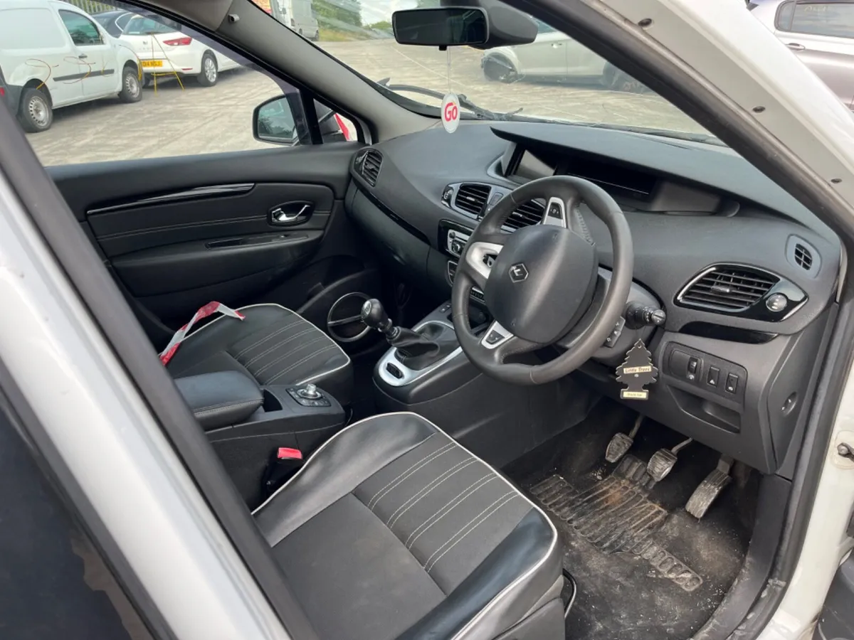 2102 Renault scenic 1.6 DCI - Image 2