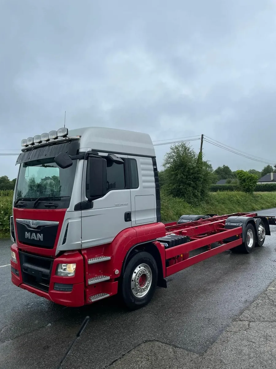 2017 - MAN TGS - Image 1