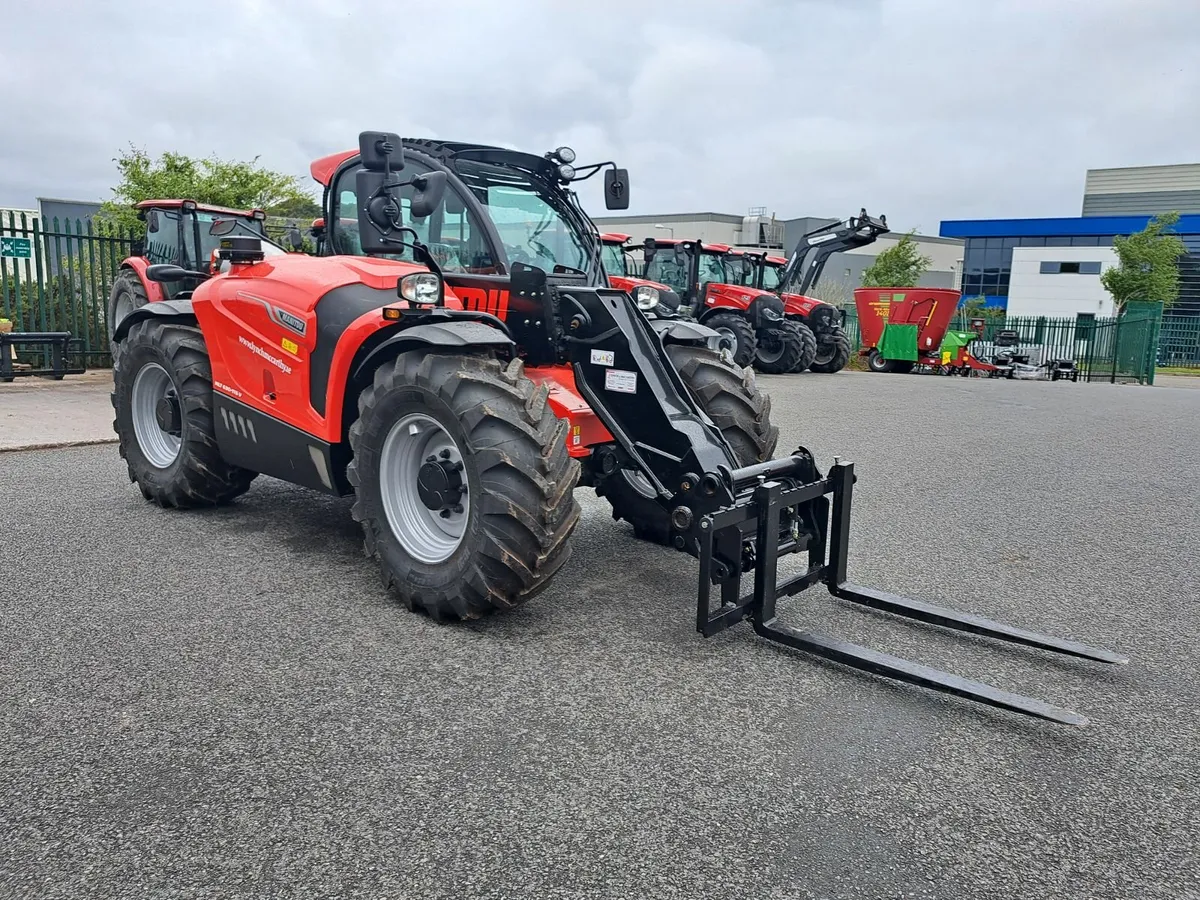 New Manitou MLT 630 telehandler - Image 4