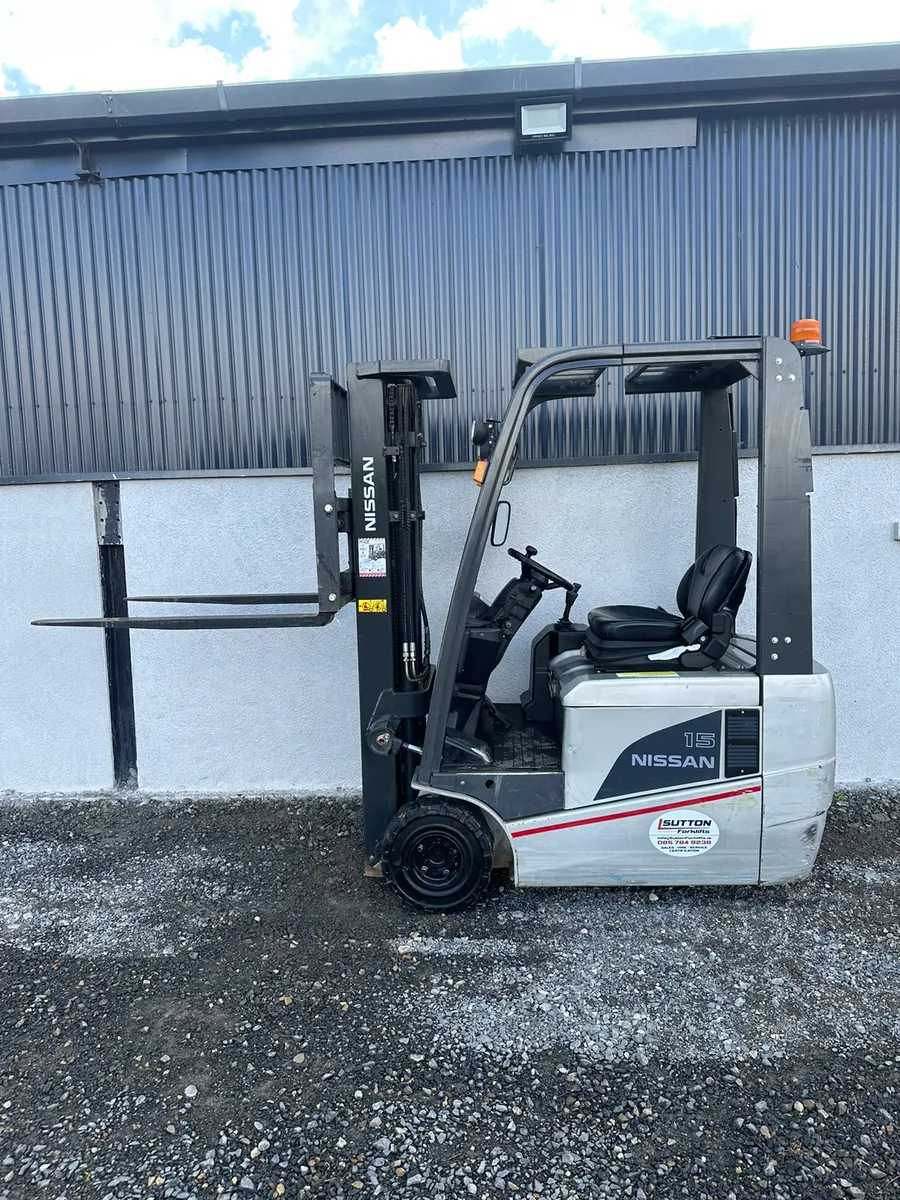 Nissan 1.5Ton 3 Wheel Electric Forklift - Image 1