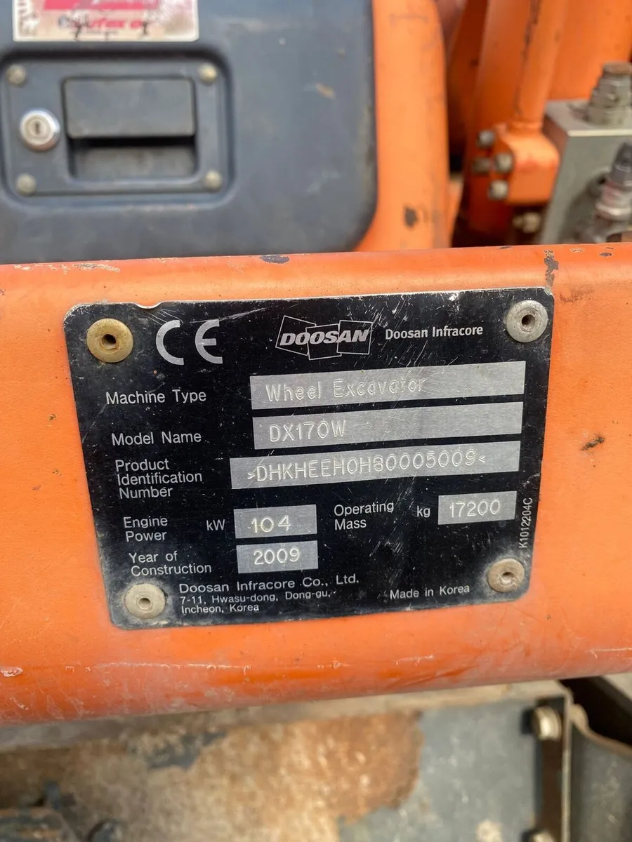 Doosan 170wwheel excavator exports - Image 2