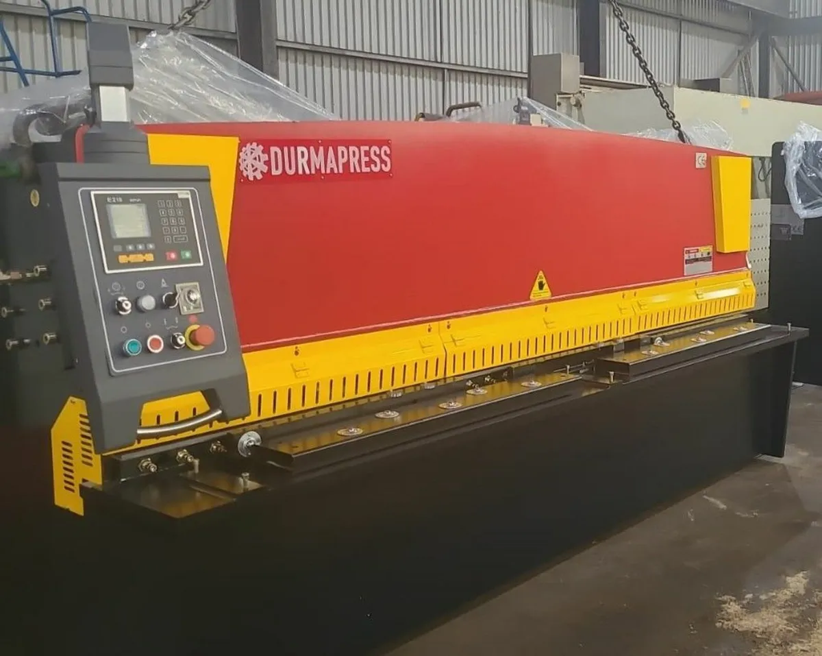 Durmapress Guillotine