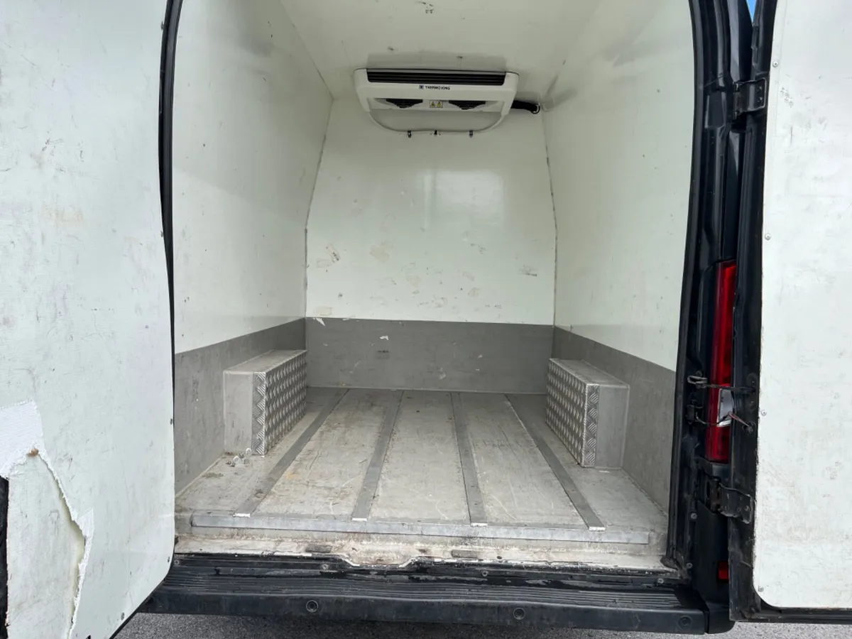 2019 Citroen Relay 2.0 LWB fridge van - Image 2