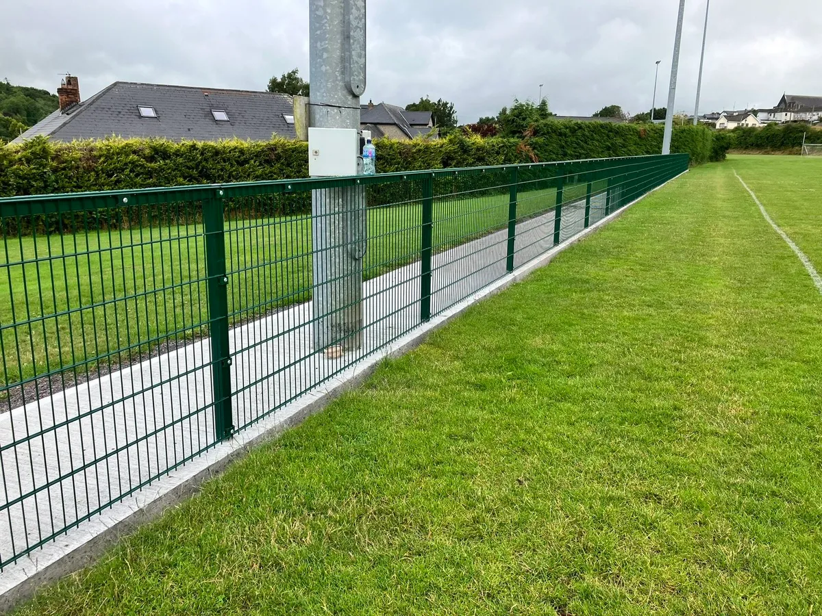 Superior Spectator Railing - Image 2