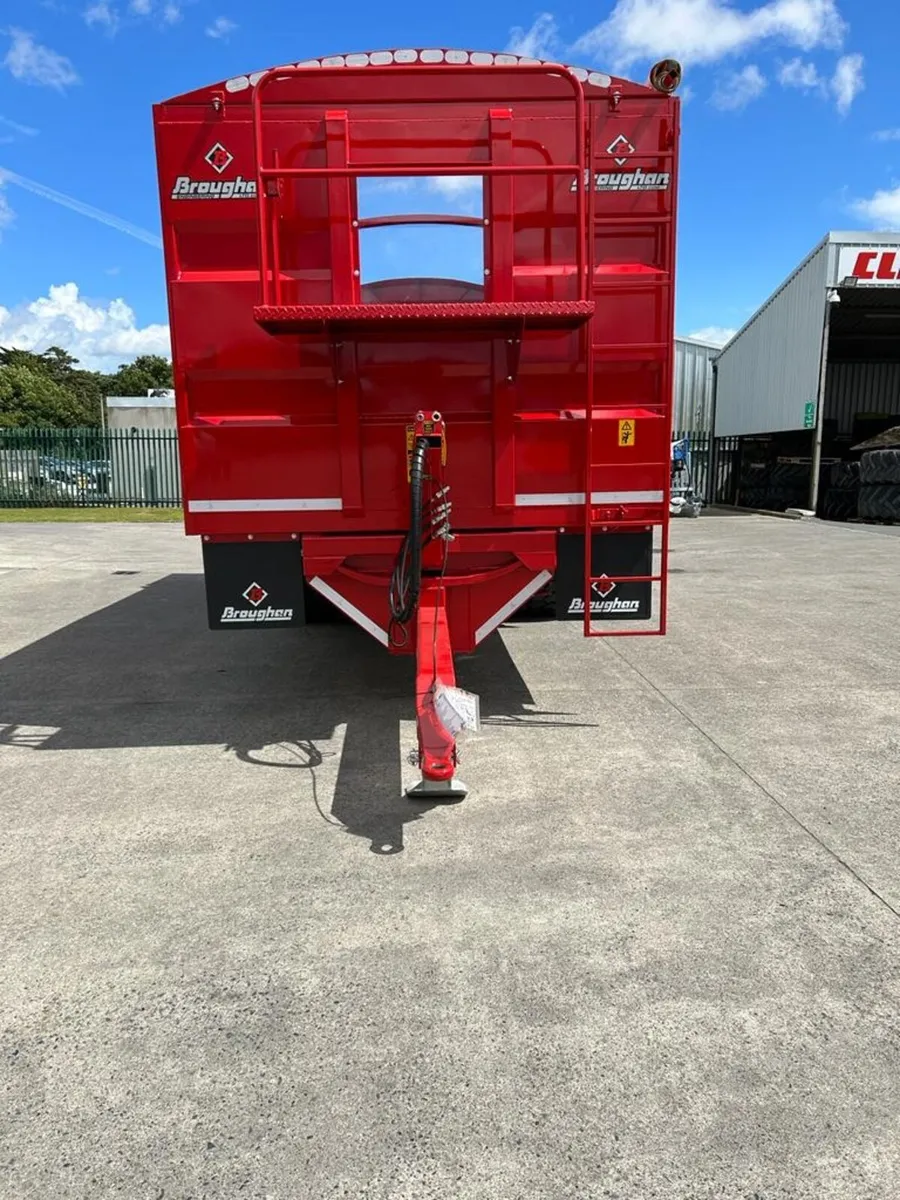 Broughan 22ft grain trailer in stock - Image 4
