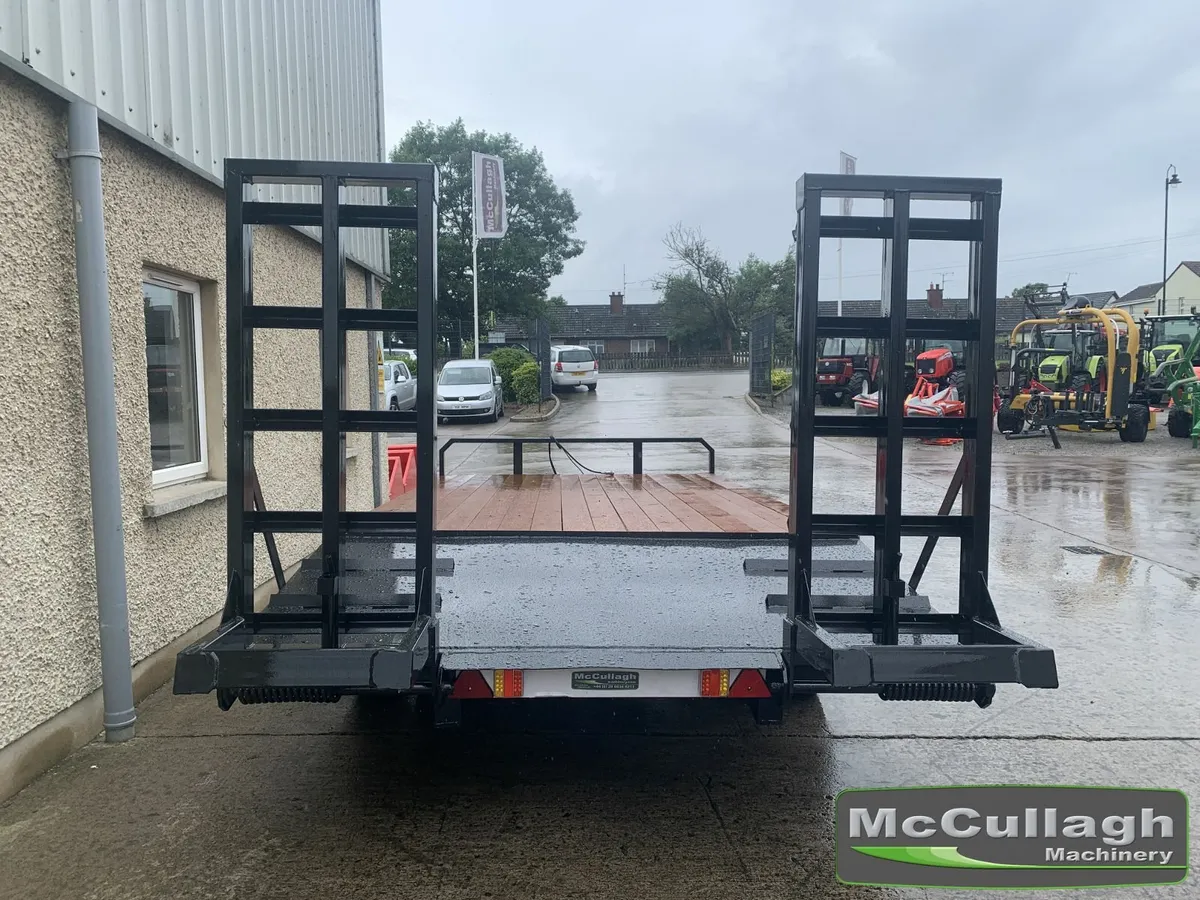 New 8 Tonne Single Axle Beavertail Low Loader - Image 4