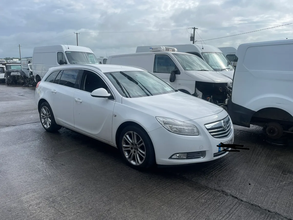 11 opel insignia 160bhp for dismantling
