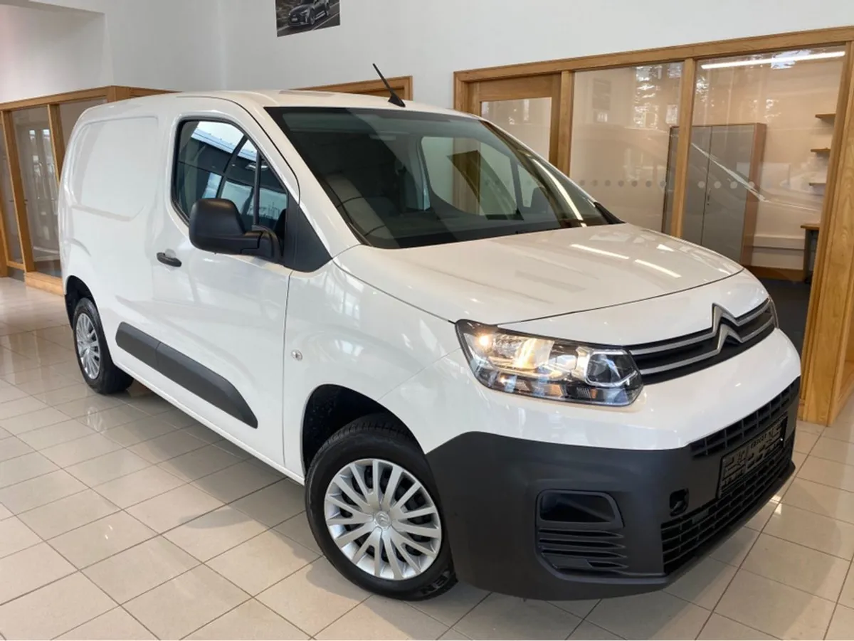 Citroen Berlingo K9 LX 1.5 Bluehdi 75 650KG  vat - Image 1