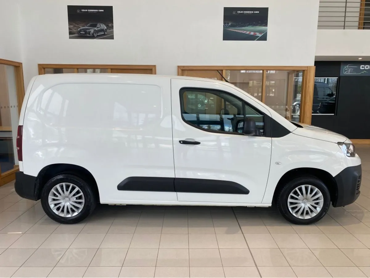 Citroen Berlingo K9 LX 1.5 Bluehdi 75 650KG  vat - Image 2