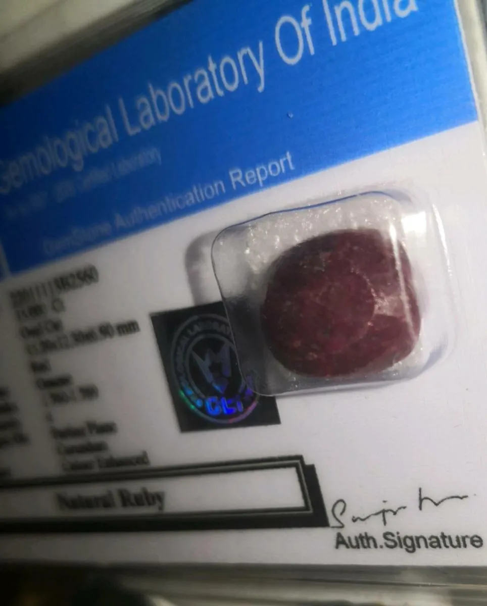 15ct natural Ruby with certificates - Image 2