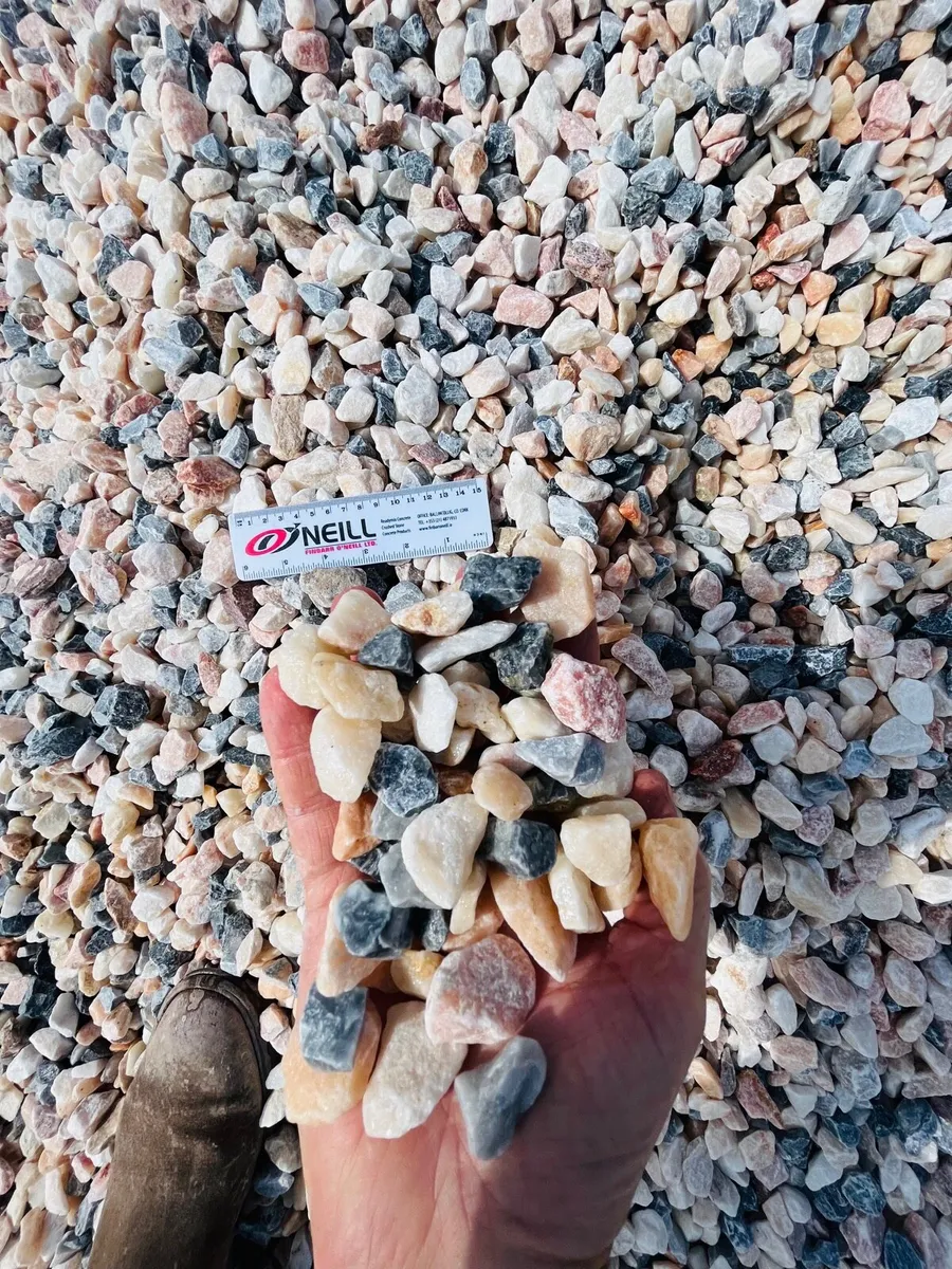 Plum slate Decorate Stone Boulders Rocks Chips . - Image 3