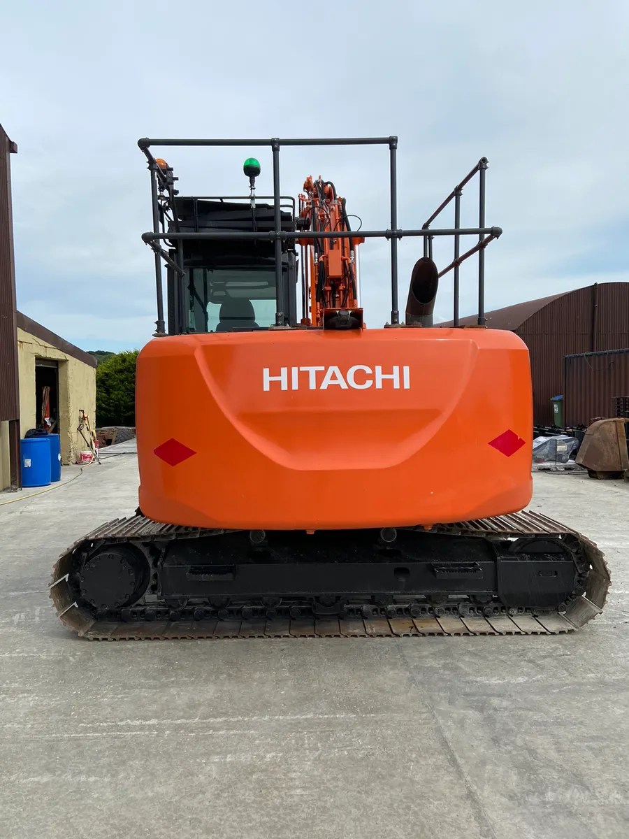 Hitachi Zaxis 130 - Image 2