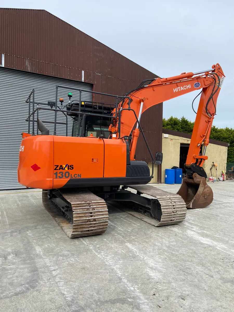 Hitachi Zaxis 130 - Image 3