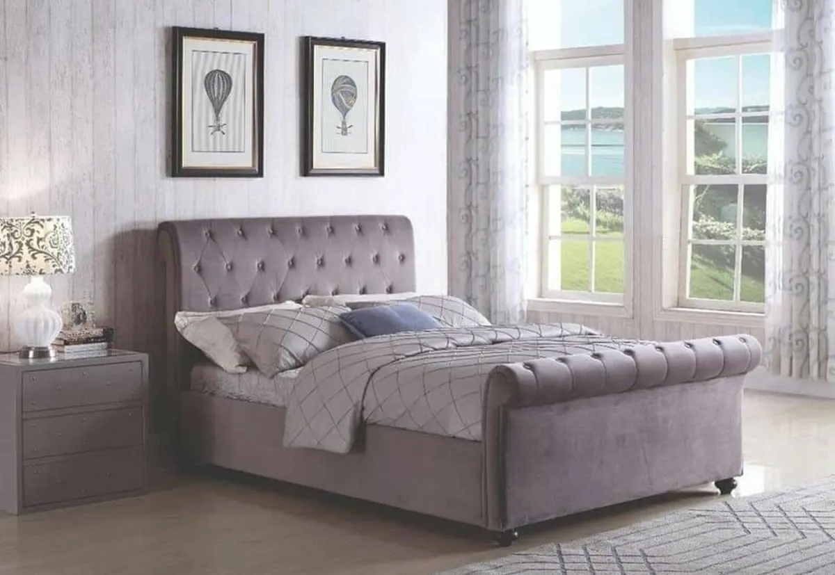 Superking bedframe with storage - Image 2